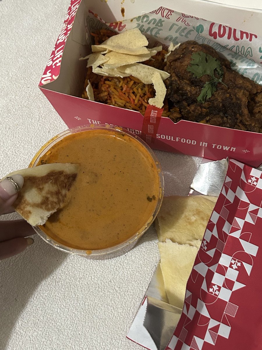lemcn's tweet photo. pernah ga sih kalian craving makan india tibatiba tapi pengen yang rasanya udah disesuain sama lidah orang indo? ini jawabannya: Accha Indian Soul Food by Hangry! 🤤🇮🇳 https://t.co/FEjlrQXP2Y