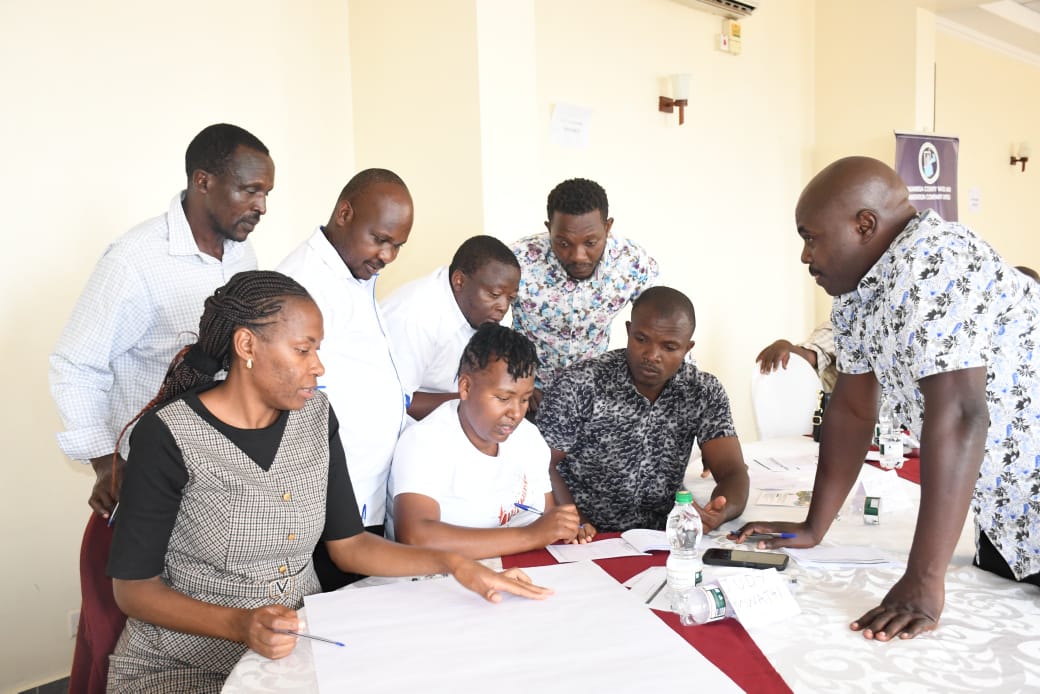 Kacwasco's tweet image. KACWASCO trained its Operations Team in Kisumu to boost service delivery, focusing on water quality, safety, and infrastructure. MD Eng. Ogol said the action plan from the training would be closely monitored to improve performance. #KACWASCO #WaterService #TeamTraining