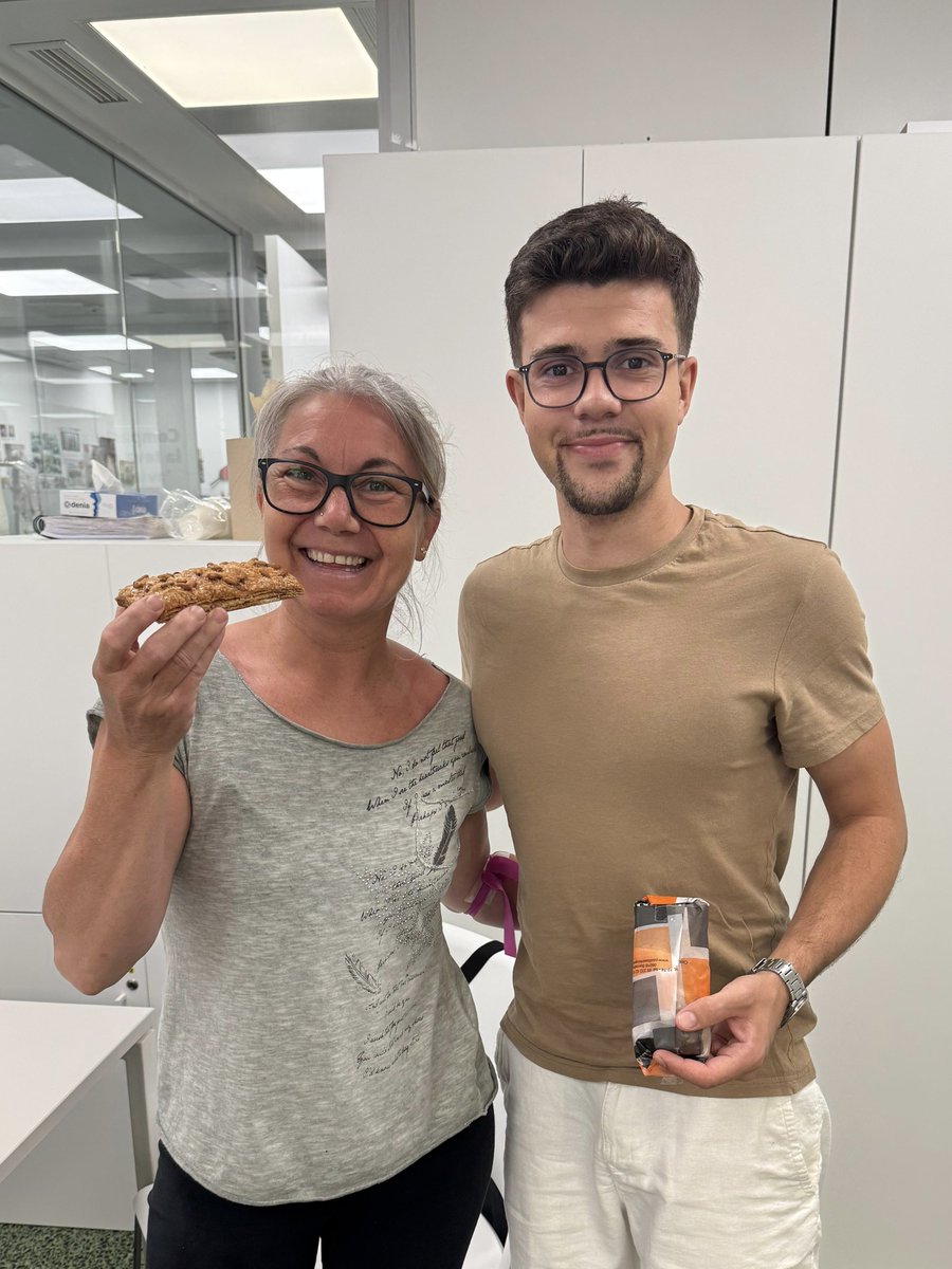 🎉 La nit més curta de l’any...allarga la vida!
Avui, si vens a donar sang o plasma, t’emportes un tros de coca de Sant Joan 💛

🔥 Bona revetlla, donants

📍Consulta punts de donació a 👉 bancsang.net