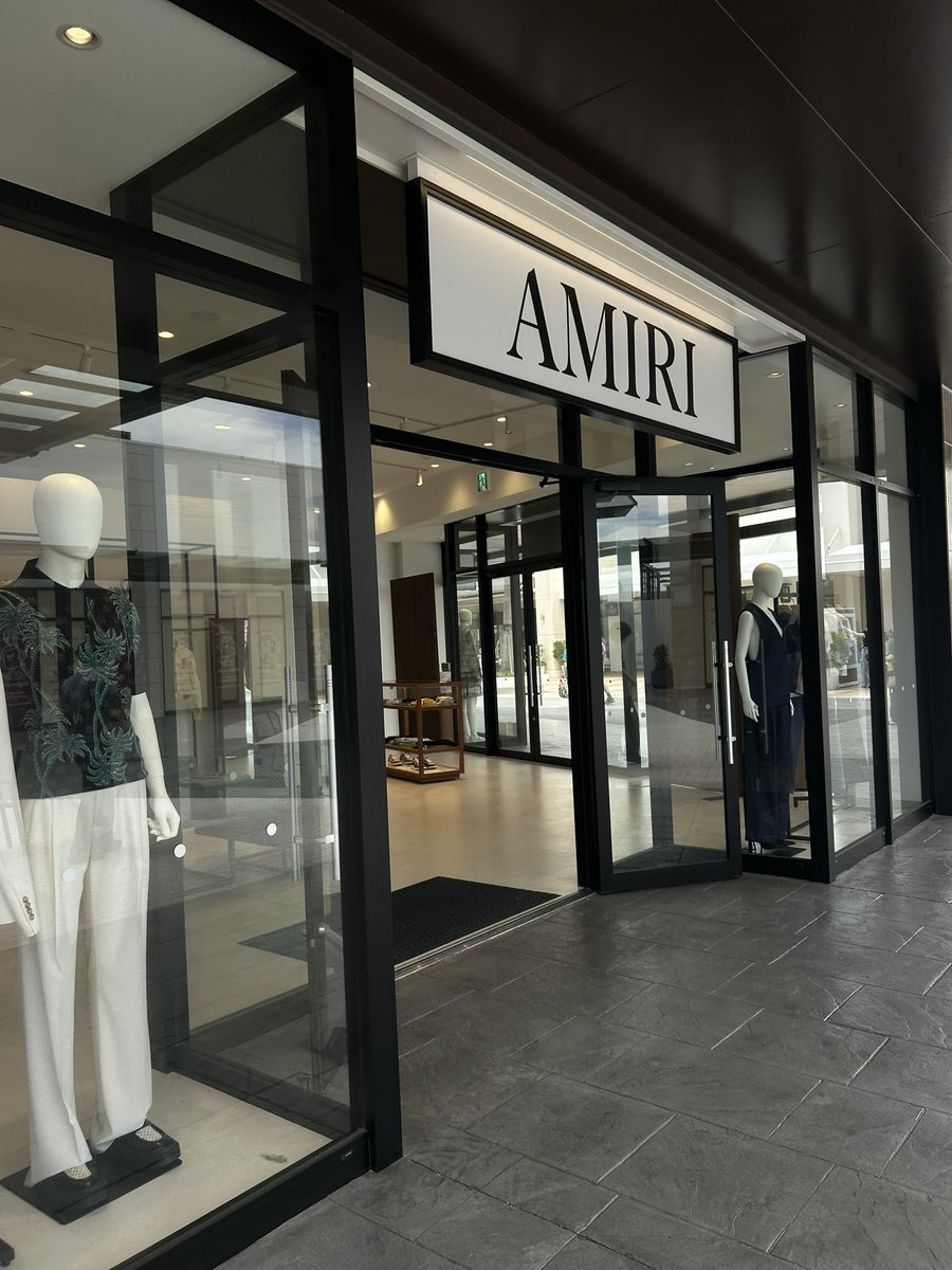 _lqv__96's tweet photo. アウトレットのamiri めっちゃ良かったー😭
破格で好きなブランド買えてうれひい https://t.co/D65DoUA4aT