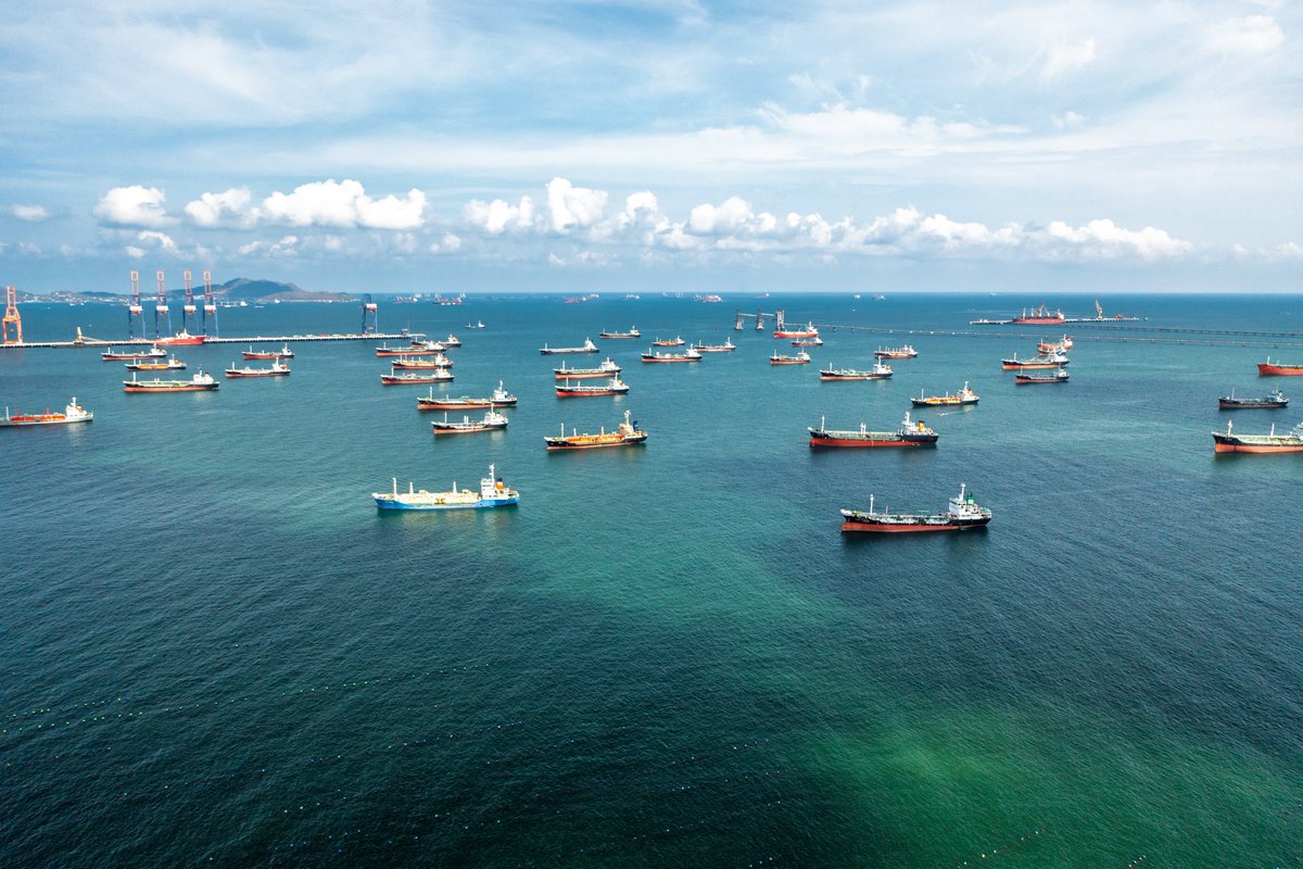 ZerocarbonA's tweet photo. New analysis finds that Asian countries are most at risk from oil and gas supply disruptions if #Iran closes the Strait of Hormuz, with #Japan most vulnerable.

Read our analysis ➡️
https://t.co/DeWzJDvPUI (1/4) https://t.co/O7ZshYtIaP