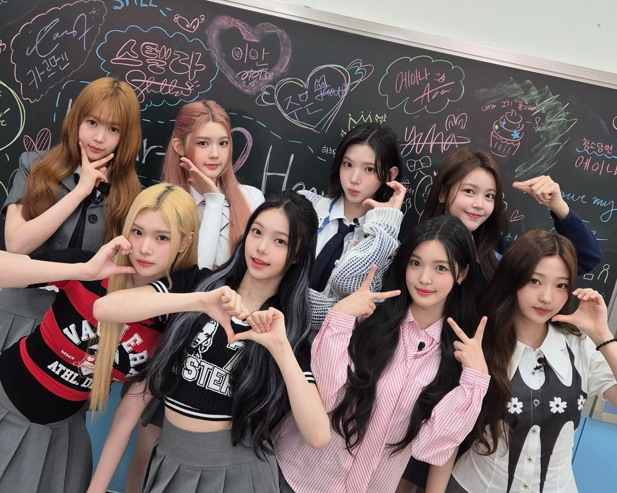 Hearts2Hearts's tweet image. STYLE 너무 좋은데~? 뭔데에~👀🍀

#Hearts2Hearts #하츠투하츠 #H2H
#STYLE #Hearts2Hearts_STYLE
#슬기로운_학급회의