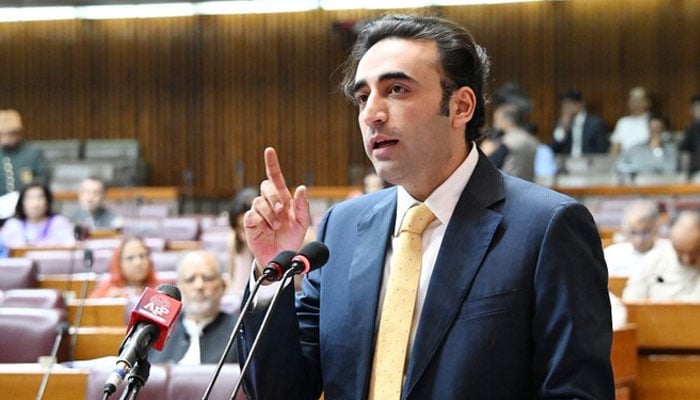 UmarRehmanMalik's tweet photo. In a time when many chose silence, @BBhuttoZardari chose courage standing firm for Pakistan. 
He laid bare the attempted sabotage of Pakistan’s IMF deal both from within and across the border and declared with clarity ‘Pakistan prevailed, while India’s narrative failed to gain ground.’
He firmly responded to Modi’s threats, water pressure tactics, and regional destabilization, calling for national readiness and unity.
At home, he gave voice to the farmers urging the government to declare a national agriculture emergency, reminding all that agriculture is the backbone of our economy.
On growing global tensions, he took a principled stance, “We strongly condemn any reckless military actions near nuclear facilities.”
He called on Pakistan to lead diplomatically, urging the Foreign Minister to unite likeminded nations that stand for peace, dialogue, and stability.
This wasn’t just a speech, it was a call for responsibility, resilience, and regional peace.
Above all, it was a stand for #Pakistan, for stability, for the future. 🇵🇰 #India #IMF