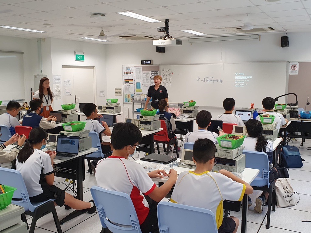 Hi! I’m Karen Teo, an engineering teacher at SST, Singapore. I moved from automotive audio to teaching to inspire students. Engineering is like solving puzzles—it takes perseverance! I now lead robotics &amp; started a Girls in STEM program to spark curiosity.💡

 #STEM #INWED