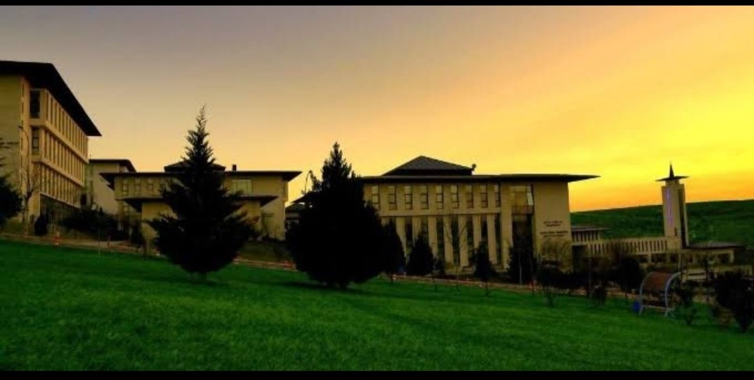 📚 Tercih dönemi yaklaşırken kafanı kurcalayan tüm sorulara birlikte cevap bulalım!
Hayalindeki üniversite belki de sandığından daha yakın.. 
Kararsızsan, meraktaysan, sadece bir mesaj uzağındayız!

💬 Hadi, sorularını bize sor – birlikte geleceğini şekillendirelim. <a href="/hkunv/">Hasan Kalyoncu Üniv</a>