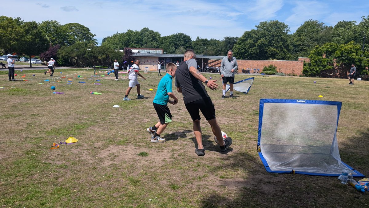 RUCT | Inclusion in action!🌟

Over the past few weeks, our Inclusion Team and #MoreThanFootball crew have been proud to support and take part in some events across Rotherham 🙌

💙Active8’s at Rotherham Leisure Centre
💙Sense Fun Day
💙RMBC Disability Festival in Clifton Park