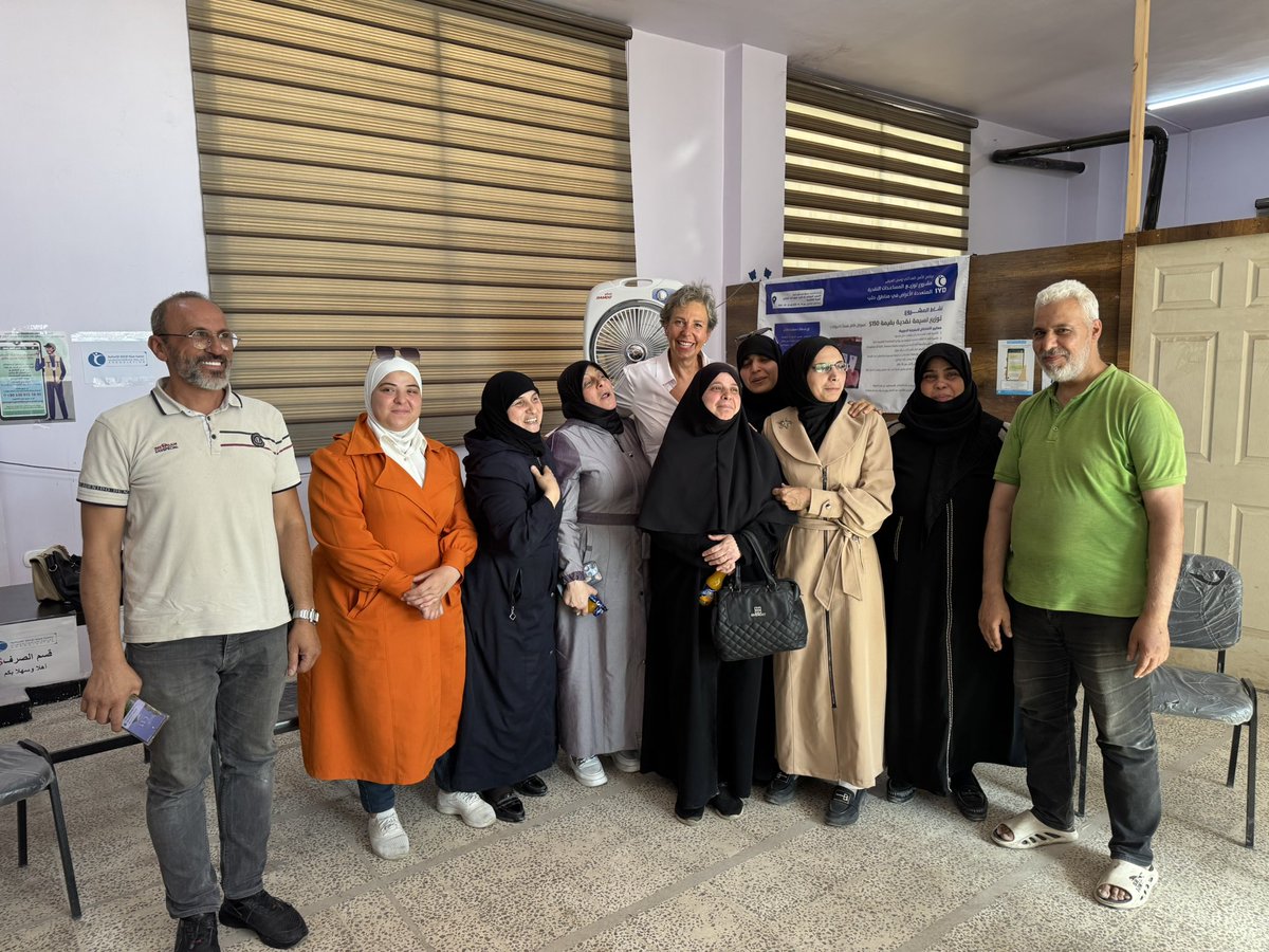 SwissAmbLEB's tweet image. Back in Aleppo 🇸🇾, 3y later and still going strong: meeting the same group of women and men volunteering to serve the community, 2y after the initial support ended. I remain impressed by their energy and enthusiasm. What a beautiful reunion! 🙏🏼🙏🏼🙏🏼@UndpSyria