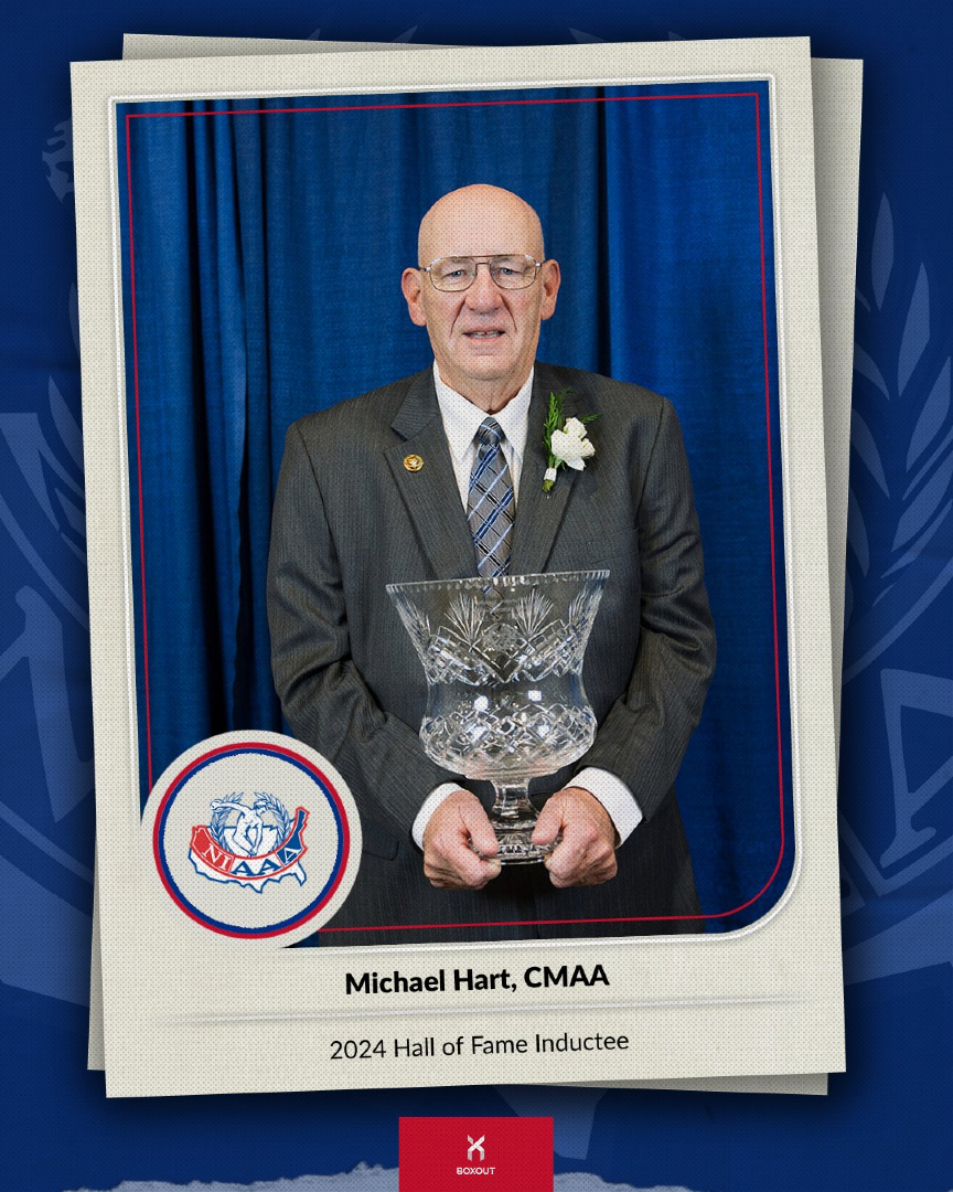 We're back with #AwardWinnerMonday! Everyone congratulate Michael Hart, CMAA for being inducted into the NIAAA Hall of Fame at the 2024 NADC 👏 He's a retired athletic administrator, currently the Executive Director of the Delaware AAD. Great job, Michael! #AWM 🏆