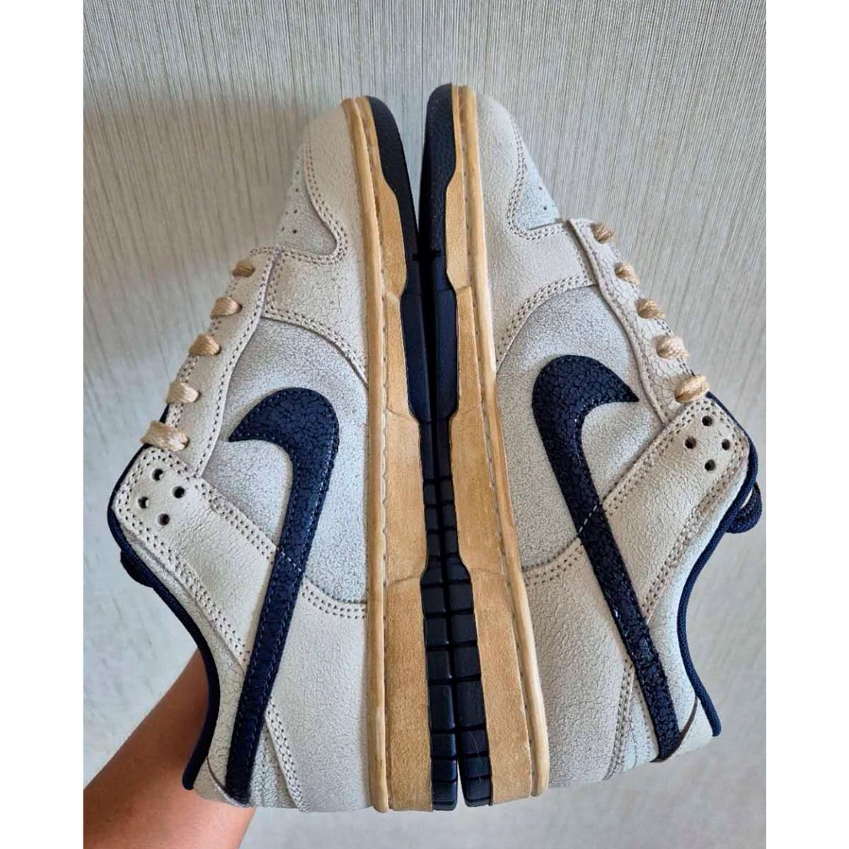 House of Carts tweet media