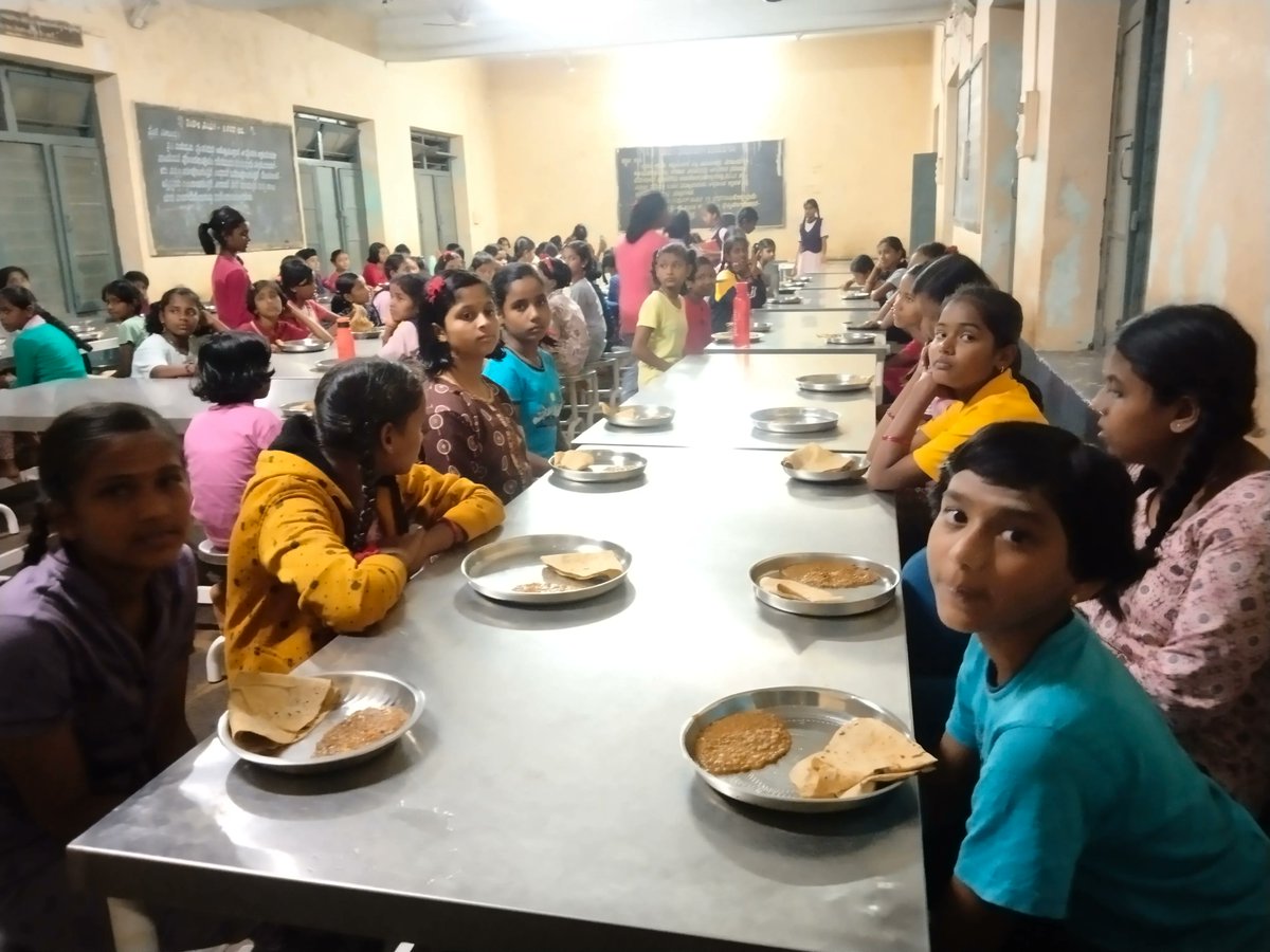 Today's Dinner  #SocialAudit_SWDMeals #SocialWelfare_Karnataka <a href="/SWDGoK/">ಸಮಾಜ ಕಲ್ಯಾಣ ಇಲಾಖೆ</a>