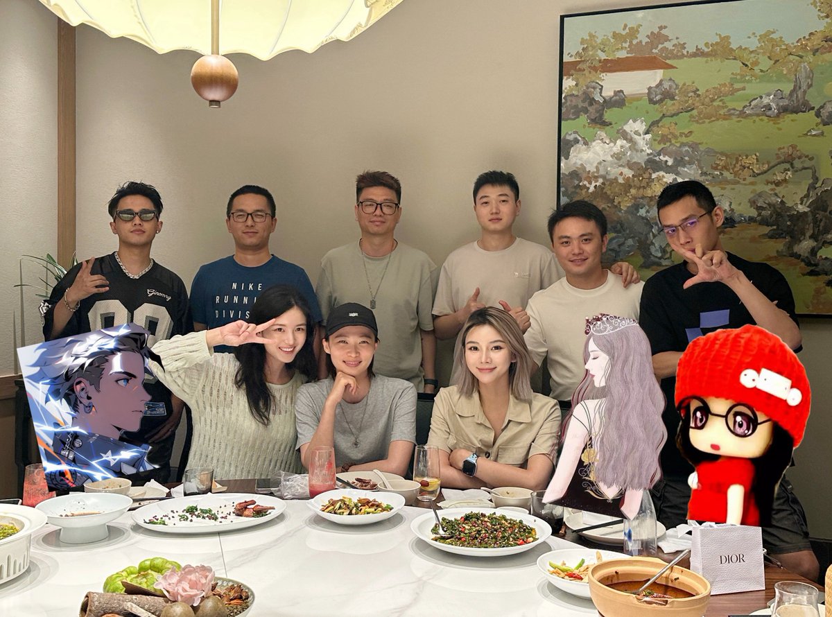 欢迎 Sasha 小姐姐 <a href="/ruby_manta889/">Ruby</a> 来到大成都，不仅和成都人民一起“吃喝玩乐”，还给成都的Web3“游民们”创造了面对面分享财富密码和乐趣的机会，以后多来玩🚀

和大家的聊天也太愉快了吧！尤其！今天晚上被 CC 老师的能量灌满了，真Web3女性力量代表哈哈！

相信大家每个人行业内外的经验都给 Web3