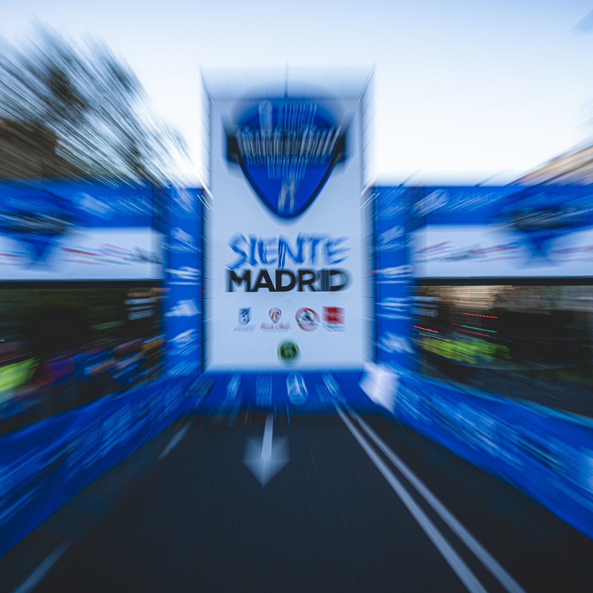 ¿Qué SIENTES al ver esta foto?

---

What do you FEEL when you see this pic?

#RNRMadrid