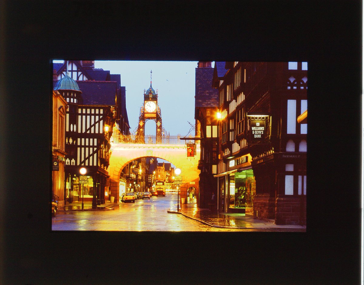 UnicornUnbound's tweet image. This gallery (1 of 3 tweets) of 35mm photographs of Chester city centre was taken in July 1989...
#Chester #Cheshire #archives #England #35mm #35mmPhotos #35mmPhotography #digitisation #ChesterCathedral