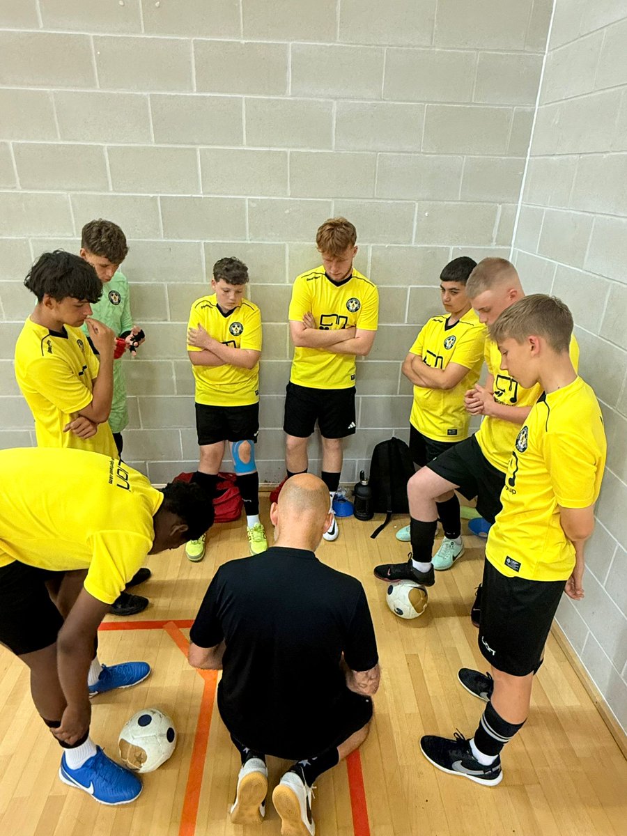 Aโญ๏ธFutsal Club (@astarfutsal) on Twitter photo A fantastic match yesterday against <a href="/EscollaFutsal/">London Escolla Futsal Club</a> for our U16 Boys resulted in a tight 5-3 defeat. The match was a real battle as the lead swung one way then the other.
Thank you <a href="/rodrigosousa/">rodrigo</a> & <a href="/paivaleandro11/">Leandro Paiva</a> for being great hosts & all the best in your upcoming tournaments. A fantastic match yesterday against <a href="/EscollaFutsal/">London Escolla Futsal Club</a> for our U16 Boys resulted in a tight 5-3 defeat. The match was a real battle as the lead swung one way then the other.
Thank you <a href="/rodrigosousa/">rodrigo</a> & <a href="/paivaleandro11/">Leandro Paiva</a> for being great hosts & all the best in your upcoming tournaments.