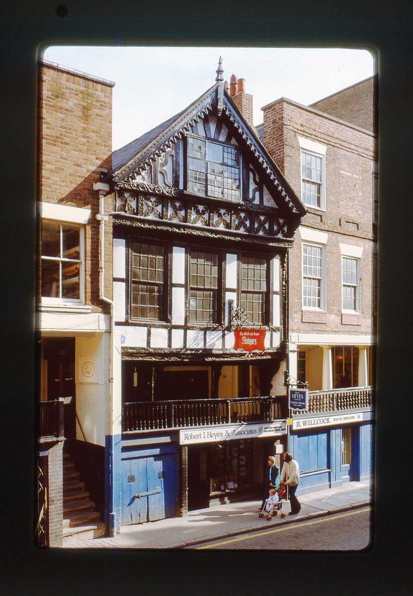 UnicornUnbound's tweet image. 2 of 3...
#Chester #Cheshire #archives #England #35mm #35mmPhotos #35mmPhotography #digitisation