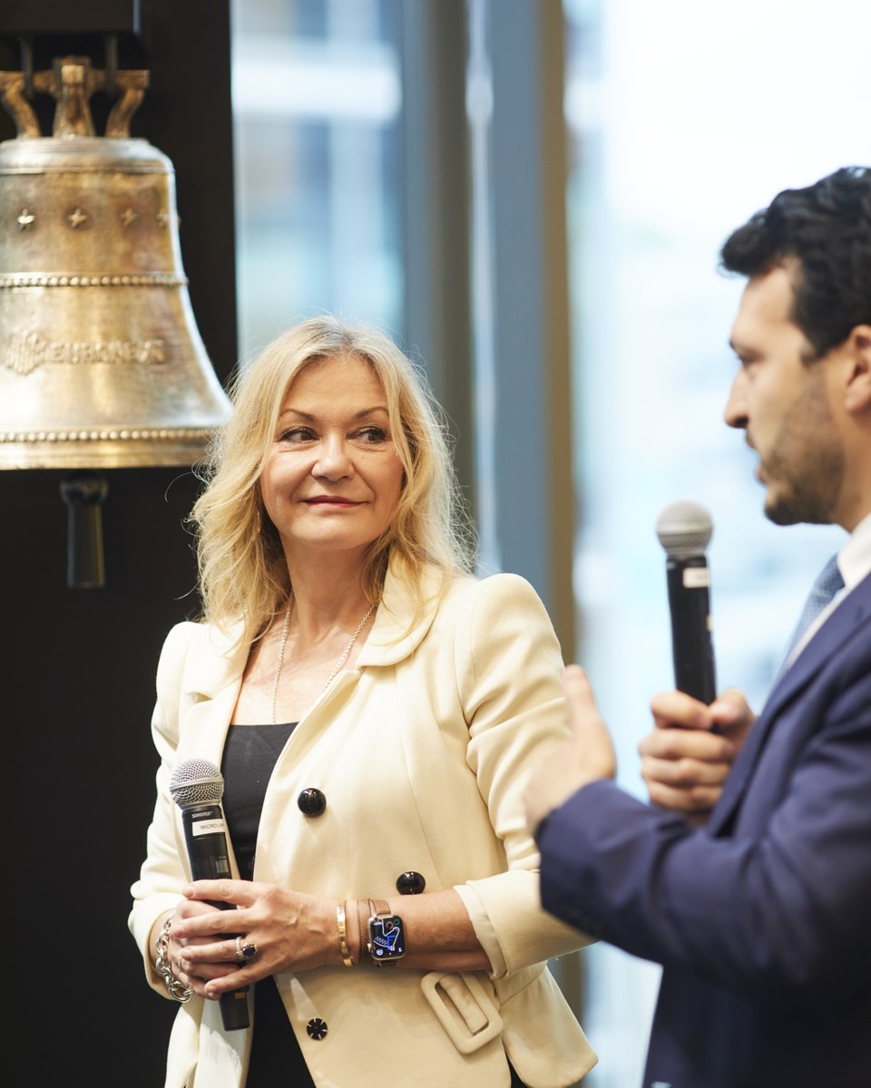 BlackRock_FRA's tweet image. Nous avons participé à la cérémonie de Bell Ringing à Euronext Paris, marquant une nouvelle étape dans notre engagement à rendre les marchés de capitaux plus accessibles aux investisseurs particuliers en France.
Risque de perte en capital #communicationpublicitaire