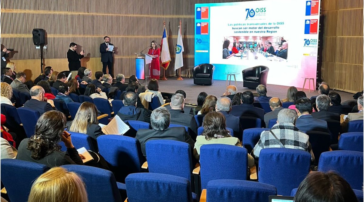 📢 Santiago de Chile 🇨🇱 acoge la XIV Edición de PREVENCIA 2025, el mayor foro iberoamericano sobre prevención de riesgos laborales. Participan delegaciones de toda Iberoamérica

🔴▶️Más info y transmisión en vivo en nuestra web oficial: bit.ly/4lcJzhr

#AportesOISS