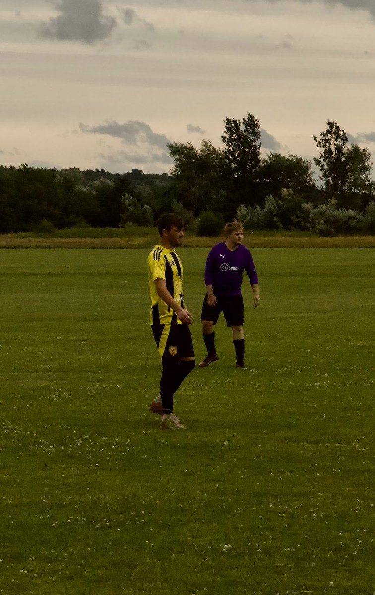 Beehive FC (@beehive_fc25) on Twitter photo Started preseason right yesterday with a 2-0 win over FC Parkview with goals from <a href="/ConnorCox0909/">Connor Cox</a> and roan both assisting each other dominated most of the game with fin pulling of a worldie save at the end to keep his clean sheet 🐝🟡⚫️ Started preseason right yesterday with a 2-0 win over FC Parkview with goals from <a href="/ConnorCox0909/">Connor Cox</a> and roan both assisting each other dominated most of the game with fin pulling of a worldie save at the end to keep his clean sheet 🐝🟡⚫️