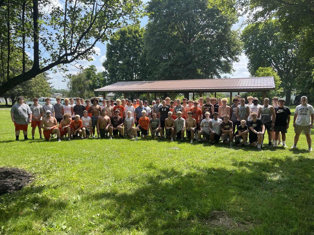 Kurt R. Snyder (@newark_sports) on Twitter photo The Heath football players arrived and went to work. Some have a future in lawn care. A couple are better supervisors than workers 😂 <a href="/HEATHHSFOOTBALL/">Heath Football</a> The Heath football players arrived and went to work. Some have a future in lawn care. A couple are better supervisors than workers 😂 <a href="/HEATHHSFOOTBALL/">Heath Football</a>