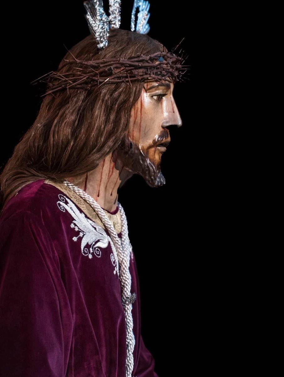 LA ESPERA SE ACORTA.....
Señor de la Sentencia, mientras te encuentras en restauración, queremos elevar nuestras plegarias hacia ti. Te pedimos que, así como tu imagen se renueva y se restaura, también nuestras almas sean renovadas y restauradas.