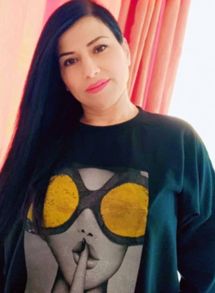 Cillevitv's tweet photo. Suriye'de HTŞ'li teröristler tarafından kaçırılan Alevi bir kadından günlerdir haber alınamıyor. Çocukları, “Annemizi geri verin” diyerek gözyaşları içinde çağrı yaptı. Olay, ülkenin içinde bulunduğu insanlık dramını bir kez daha gözler önüne serdi.
#Suriye #aleviler https://t.co/DPwyUqjRdj