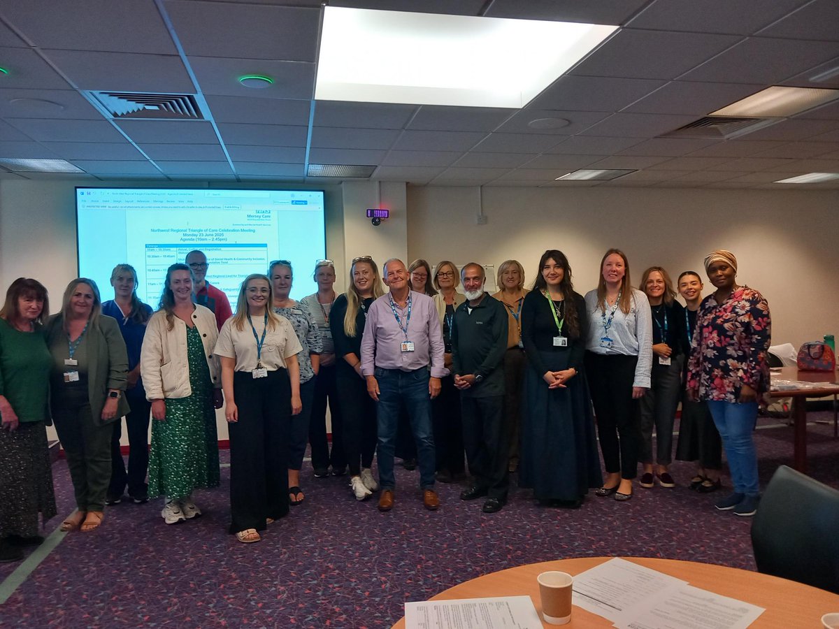 Action With Young Carers Liverpool (@awycliverpool) on Twitter photo Great to be a part of the Triangle of Care celebration event today ❤️
We welcomed the opportunity to share how we support young carers and their families, connect with other services and hear from carers! <a href="/Mersey_Care/">Mersey Care NHS FT 🏳️🌈</a> Great to be a part of the Triangle of Care celebration event today ❤️
We welcomed the opportunity to share how we support young carers and their families, connect with other services and hear from carers! <a href="/Mersey_Care/">Mersey Care NHS FT 🏳️🌈</a>