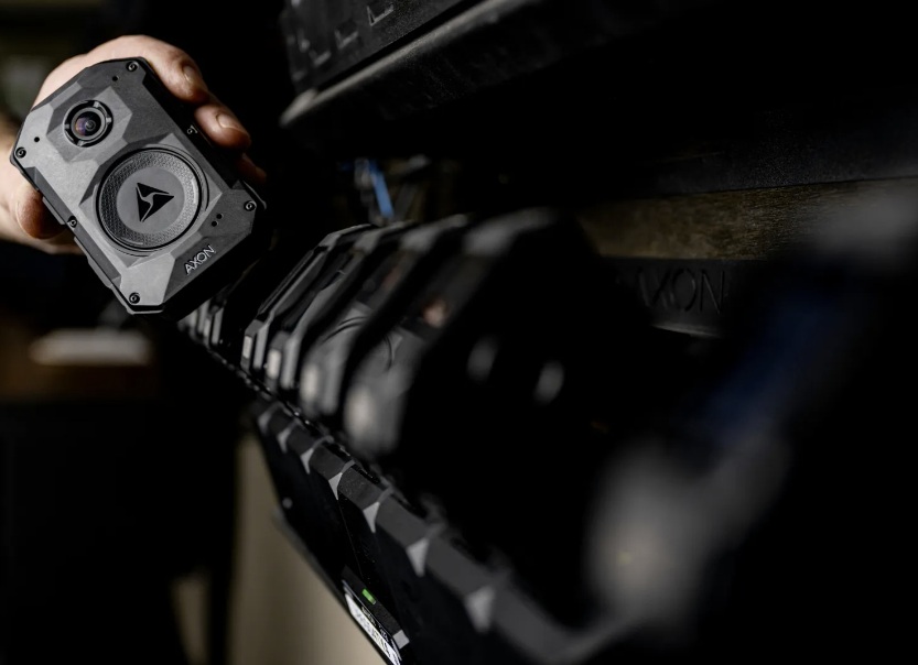 For over 10 years, the Oxford Police Department has proudly used body-worn cameras as part of our commitment to transparency, accountability, and professionalism.

We’re continuing that tradition with the rollout of <a href="/axon_us/">Axon</a> Body Camera 4, replacing our current Axon Body Camera 3