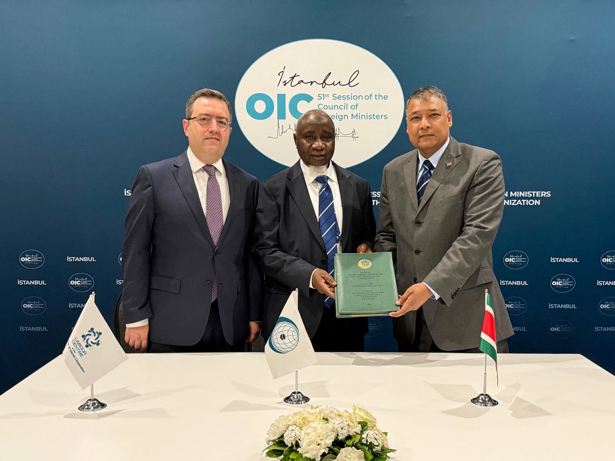 At the 51st OIC Council of Foreign Ministers (#OICCFM) in Istanbul, Pakistan, Mali, and Suriname formally signed the Statute of the OIC Labour Centre, marking significant progress in broadening the Centre’s mandate and enhancing cooperation with Member States. #OICLabourCentre