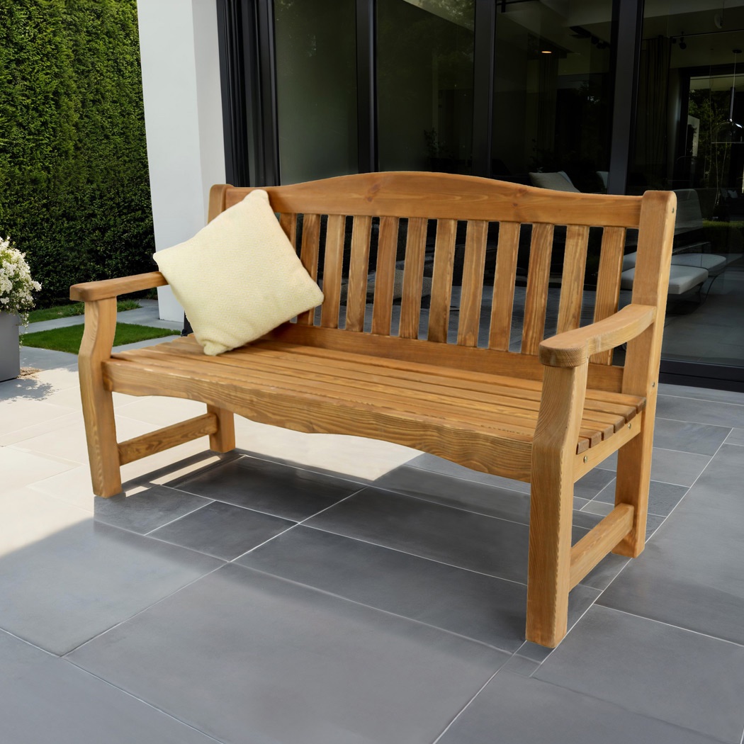 Big things are cooking… 🍴
We’re heading to #Solex2025 with multi-award-winning favourites, bestsellers, and first looks at our 2026 designs – including the Truro BBQ Shelter, Ludlow Corner Pergola &amp; more.

📍 Stand 650 | 8–10 July | NEC Birmingham
#outdoorliving