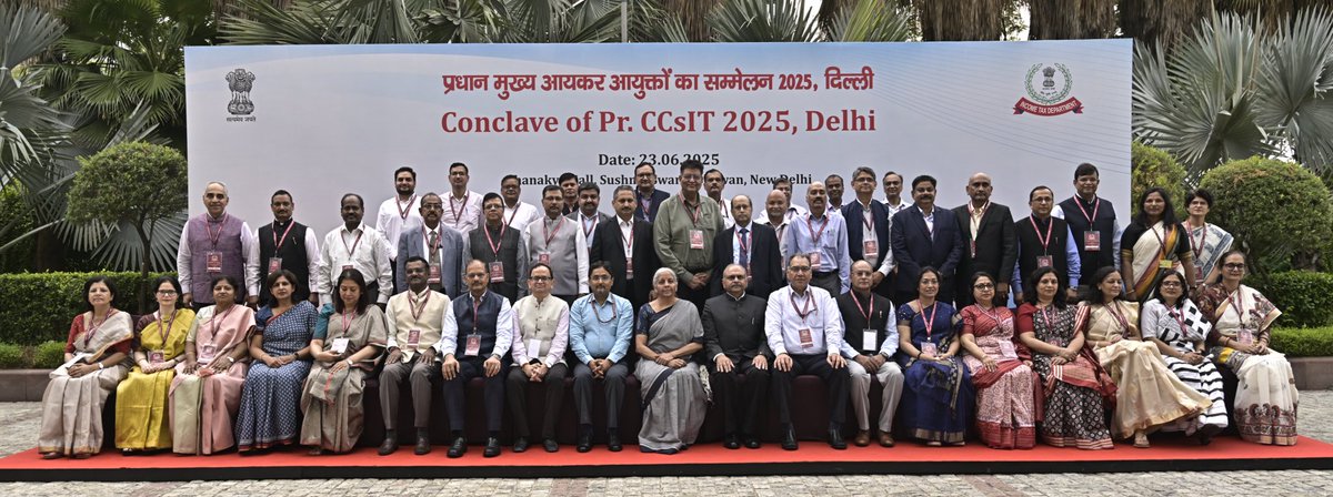 Ministry of Finance (@finminindia) on Twitter photo 👉 Union Minister for Finance and Corporate Affairs Smt. <a href="/nsitharaman/">Nirmala Sitharaman</a> chairs Conclave with Principal Chief Commissioners of CBDT, in New Delhi, today
👉 Presentations were made on the overall performance of CBDT including Taxpayer Service (Grievance, Order Giving Effect & 👉 Union Minister for Finance and Corporate Affairs Smt. <a href="/nsitharaman/">Nirmala Sitharaman</a> chairs Conclave with Principal Chief Commissioners of CBDT, in New Delhi, today
👉 Presentations were made on the overall performance of CBDT including Taxpayer Service (Grievance, Order Giving Effect &
