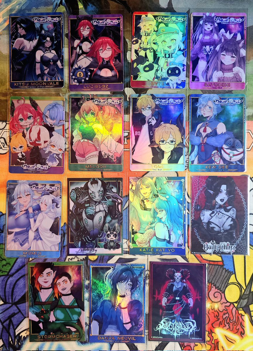 Hey my fellow #vtuber I'm looking for creators who want to be on #TradingCards !

My commissions are open! If you want your own physical trading cards! Or you want to have your own trading cards as merch comment below or shoot me a DM!