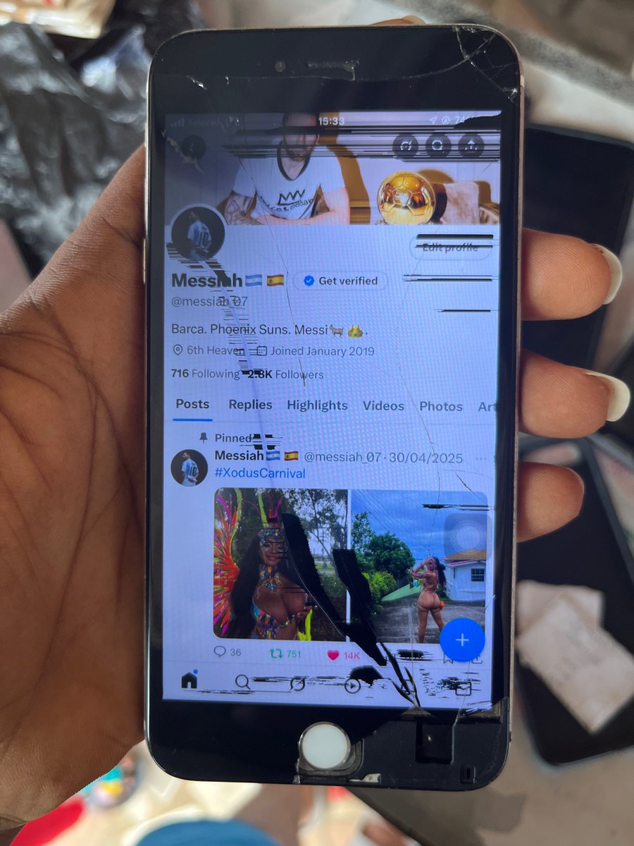 messiah_07's tweet image. Hi X/Twitter family I've been using my iPhone 6s Plus for more than 5 years. And now I've gotten the opportunity to change to iphone 11pro by getting 500k likes on this post. Please show me mercy and like this this post if you come across it🥹❤️🙏🏾