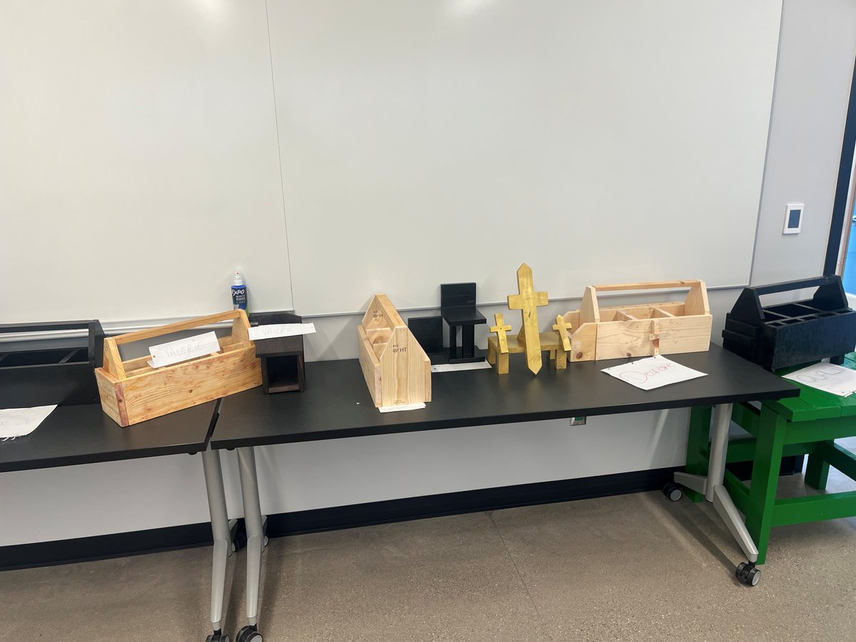 Participants from our Climate Works Pre-Apprenticeship Program at <a href="/IllinoisCentral/">ICC.edu</a> have graduated! They completed hands-on training and presented projects to showcase their readiness for careers in clean energy and the skilled trades. Congratulations on this important milestone!