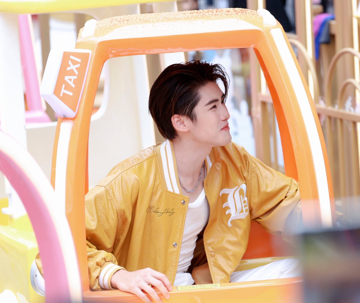 Go go go

LENG WITH BDUCK
#BduckxLeng
#LengThanaphon
