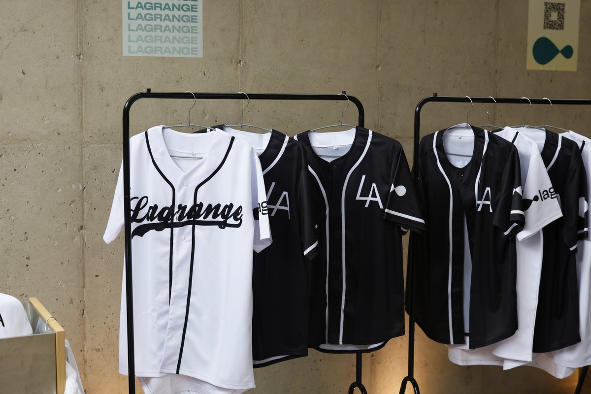 🧢 Limited event merch

Designed for the $LA launch - limited edition for Korea first!