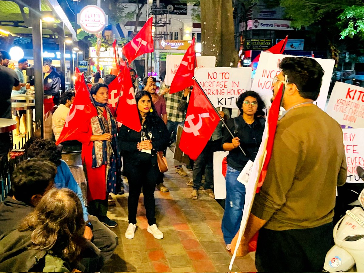 kitu_hq's tweet image. Resist #12hrWorkDay : KITU Campaign at Kundalahalli
IT employees are preparing for an effective resistance under the banner of Karnataka State IT/ITeS Employees Union (KITU) against karnataka govt.'s move to increase working hours.