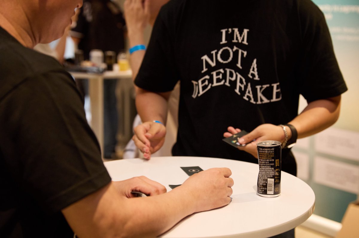 🎮 Community game meta

Huge shoutout to our Ambassador Jackpot
<a href="/cryptopiazi/">JackpotDAO.MemeMax⚡️.m🐜</a> for going above and beyond to make the event extra special ✊👋✌️

Your energy and attention to detail didn’t go unnoticed - 땡큐! 🙌💜