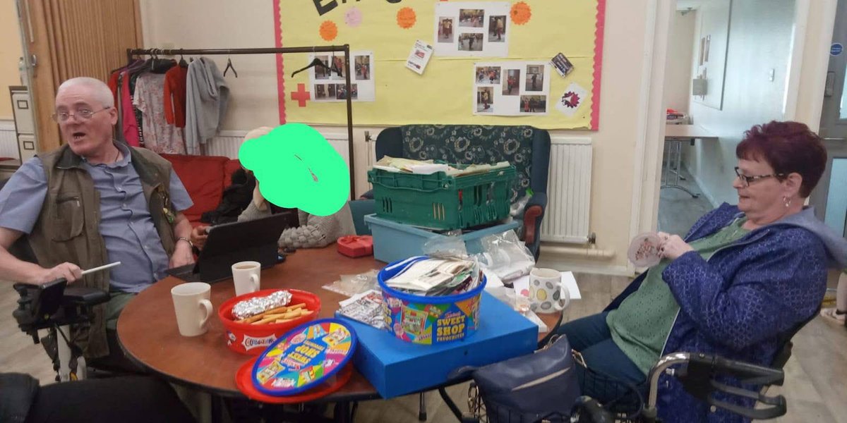 UnitingComOrg's tweet image. Our Monday Morning Arts and Crafts club had a brilliant morning. Come join us every Monday at 10am at Acy rd Centre. Great to have a visit by @springnorthHQ discussing #partnership and #collaboration