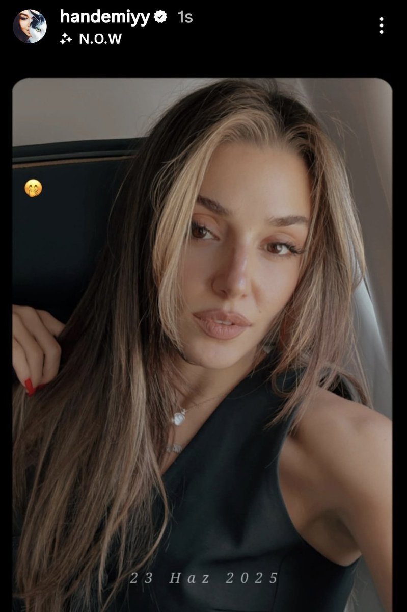 andreakeko1959's tweet photo. A veces dudo que sea real,, es tan inmensamente hermosa..
🤎💛🧡🖤❤️💛🤎❤️
#HandeErçel https://t.co/JQCf88jLAw