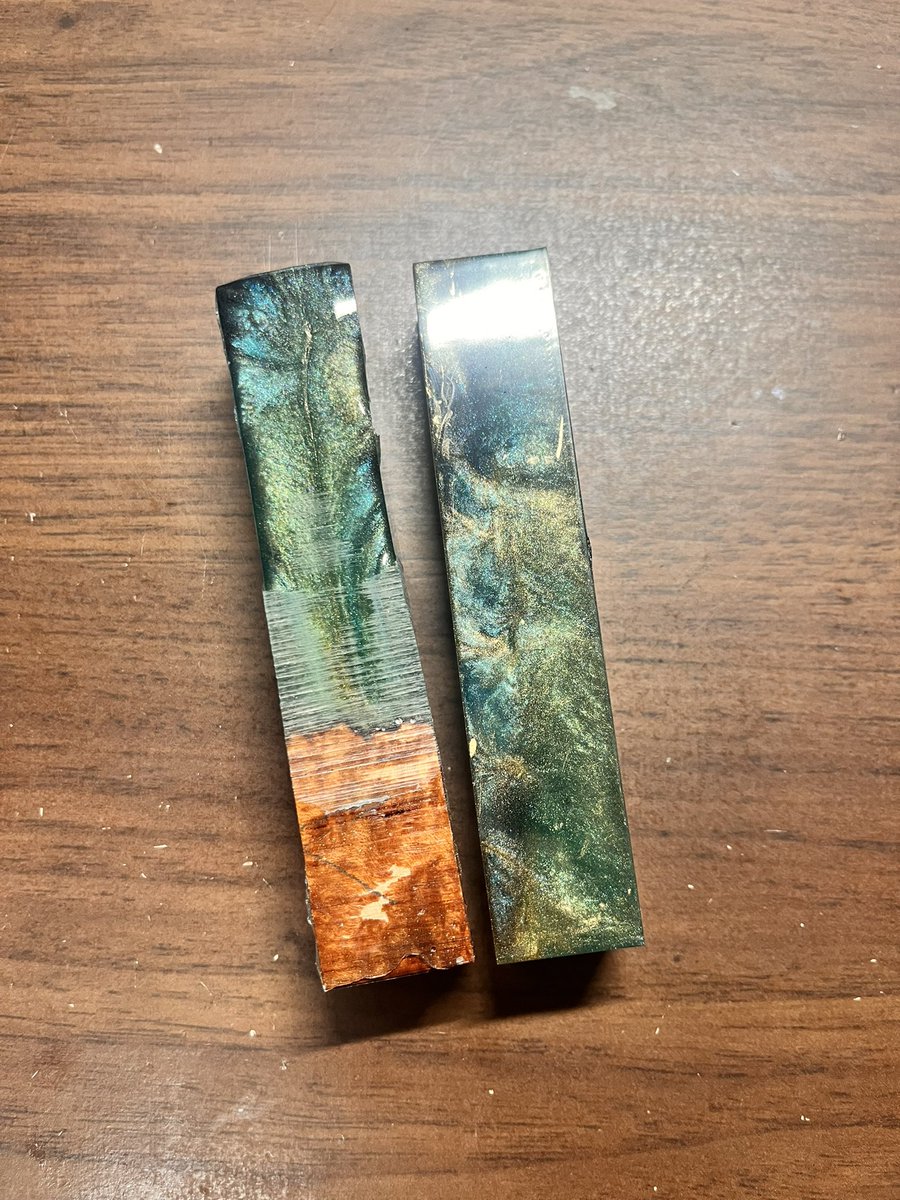 夏カラーペンブランク制作中です🙇‍♂️
素材としてもペンとしても販売予定可能です☺️