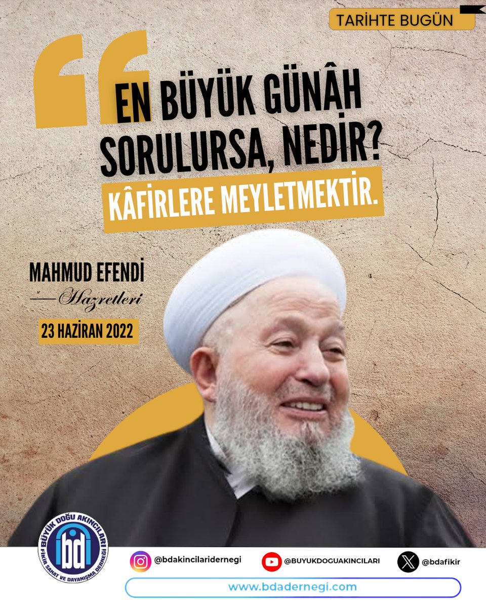 👉 Ömrünü İslâm’a ve ilme vakfetmiş, binlerce talebe yetiştirerek iz bırakan büyük bir müderris…
28 Şubat karanlığında, “Medreseniz basıldığında yan duvarı yıkıp devam edin.” diyerek ilme olan sadakatinden zerre taviz vermeyen Mahmud Efendi Hazretleri’ni (kuddise sirruhû),
