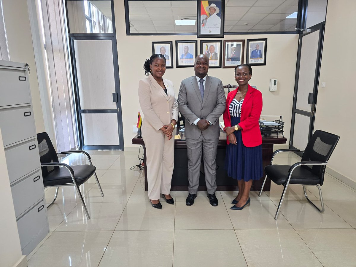 UCS met with NGO Bureau ED Mr. Stephen Okello to formalize our partnership. This milestone strengthens coordination, compliance, and visibility for cancer-focused NGOs—paving the way for a stronger, united cancer control movement.
#CancerControlUG #StrongerTogether