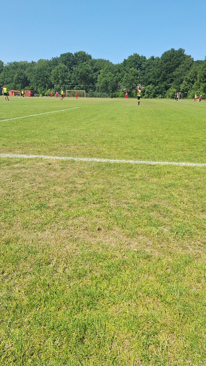 Jeffr3Ye's tweet image. Dit weekend een mooi toernooi bij SV HTC en @BeQuick28 kunnen spelen met de nieuwe 19-1.
Ondanks de warmte prima voetbal laten zien. Een mooie 1e plek behaald met geen enkele tegendoelpunt.