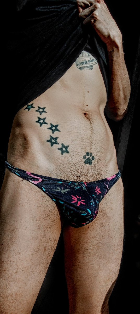 boy9108's tweet photo. #gay #bikini #tatto https://t.co/Eg8Ben1Rgz