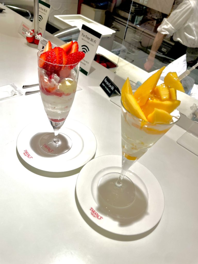 kotonatoko_'s tweet photo. chatGPTに背景だけ綺麗にしてもらおうと思ったら、ぜんぶグレードアップ🤭 https://t.co/aKc4aYcPHl