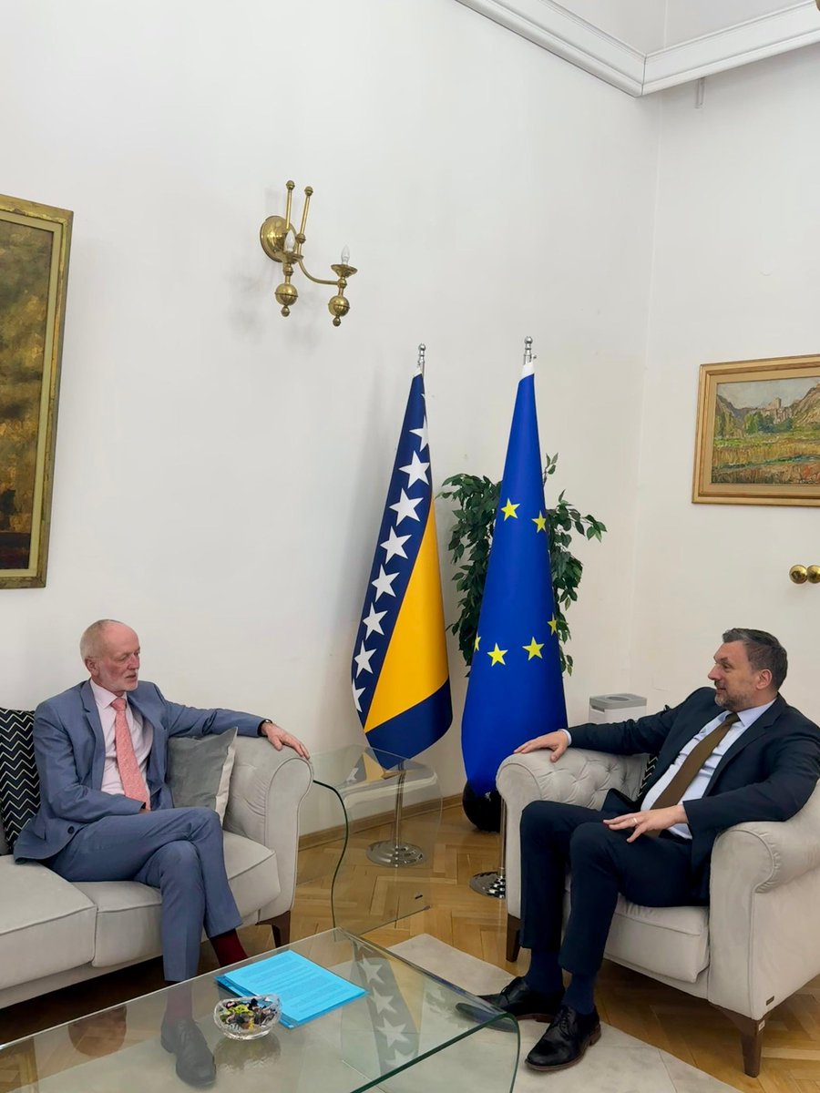 🇧🇦 FM @dinokonakovic received 🇩🇪 Ambassador Dr. Thomas Fitschen during his farewell visit.

They reaffirmed the traditionally strong 🇧🇦-🇩🇪 partnership, discussed ongoing German support for BiH’s EU path, and confirmed Germany’s participation in the Srebrenica genocide 30th