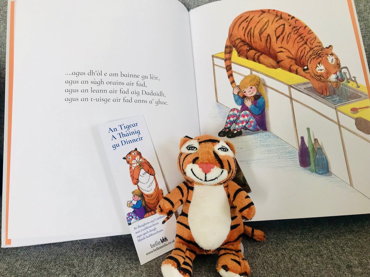 rddikstrabooks's tweet image. 🐯 Big news! We're launching An Tìgear a Thàinig gu Dinneir, Judith Kerr’s much-loved story, now in #Gaelic thanks to @Gillebride on 30 June.
📻 @BBCRnG will be reviewing it soon, to air on Naoi gu Deich. Keep an ear out!
#JudithKerr #BelleMedia #GaelicBooks @BookSource1