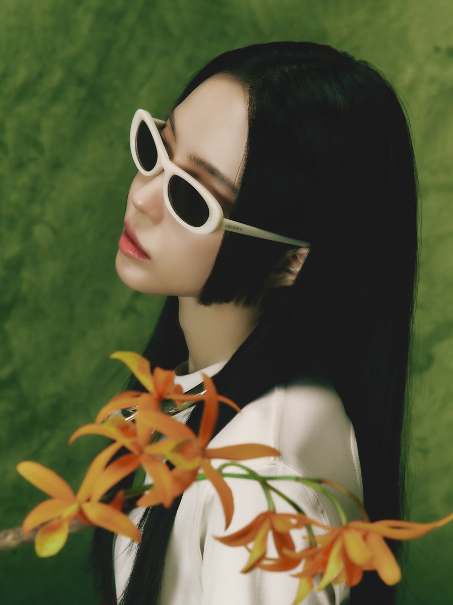 ygad_official 인스타그램

#손나은 #나은 #NAEUN 🖤

instagram.com/p/DLPQQI1TPwI/