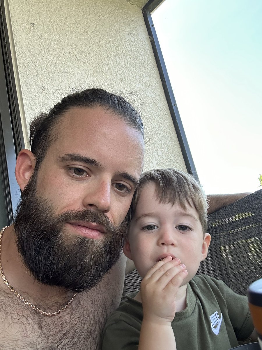 Austin Silver tweet media