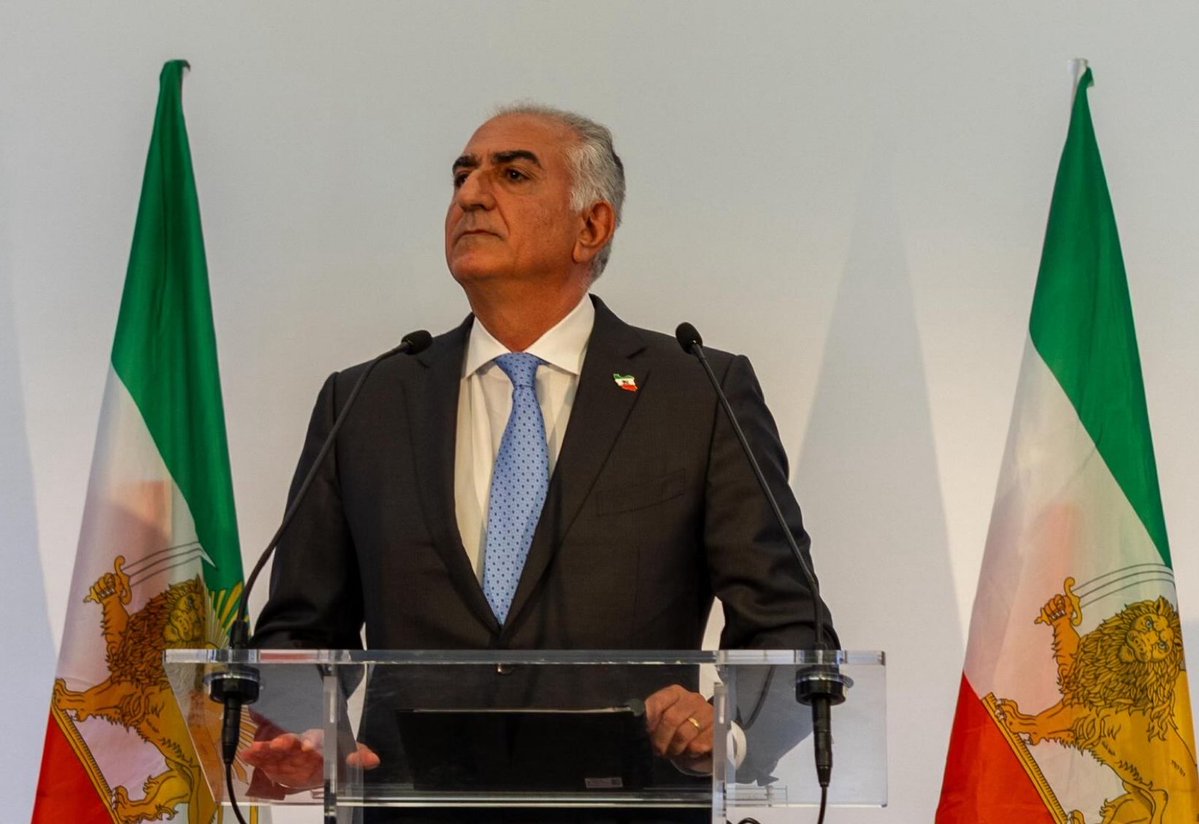 The complete text of my opening remarks at today's press conference:

Ladies and Gentlemen, members of the international press corps, good afternoon.

Thank you for being here today. This is a historic moment for our nation. I will begin with a brief message to my compatriots in